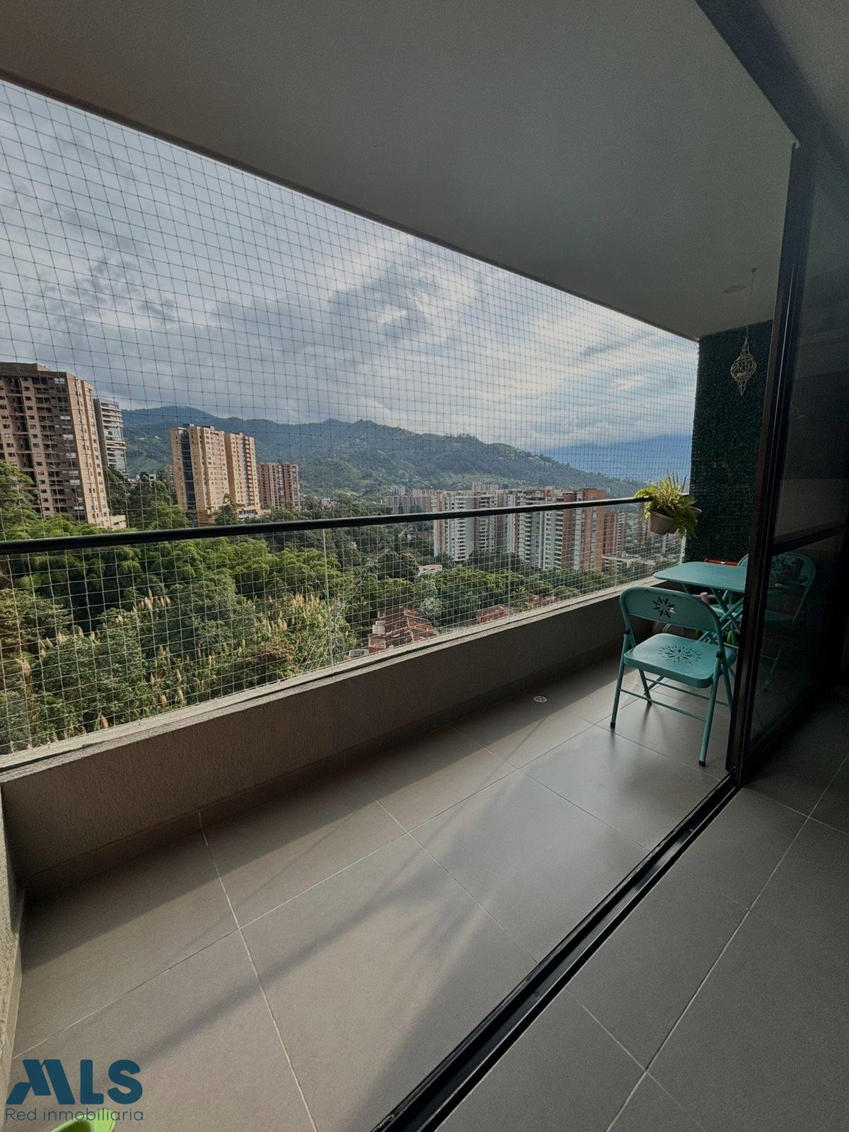 Lindo, amplio y acogedor apartamento ubicado en zona del Escobero. envigado - loma del escobero