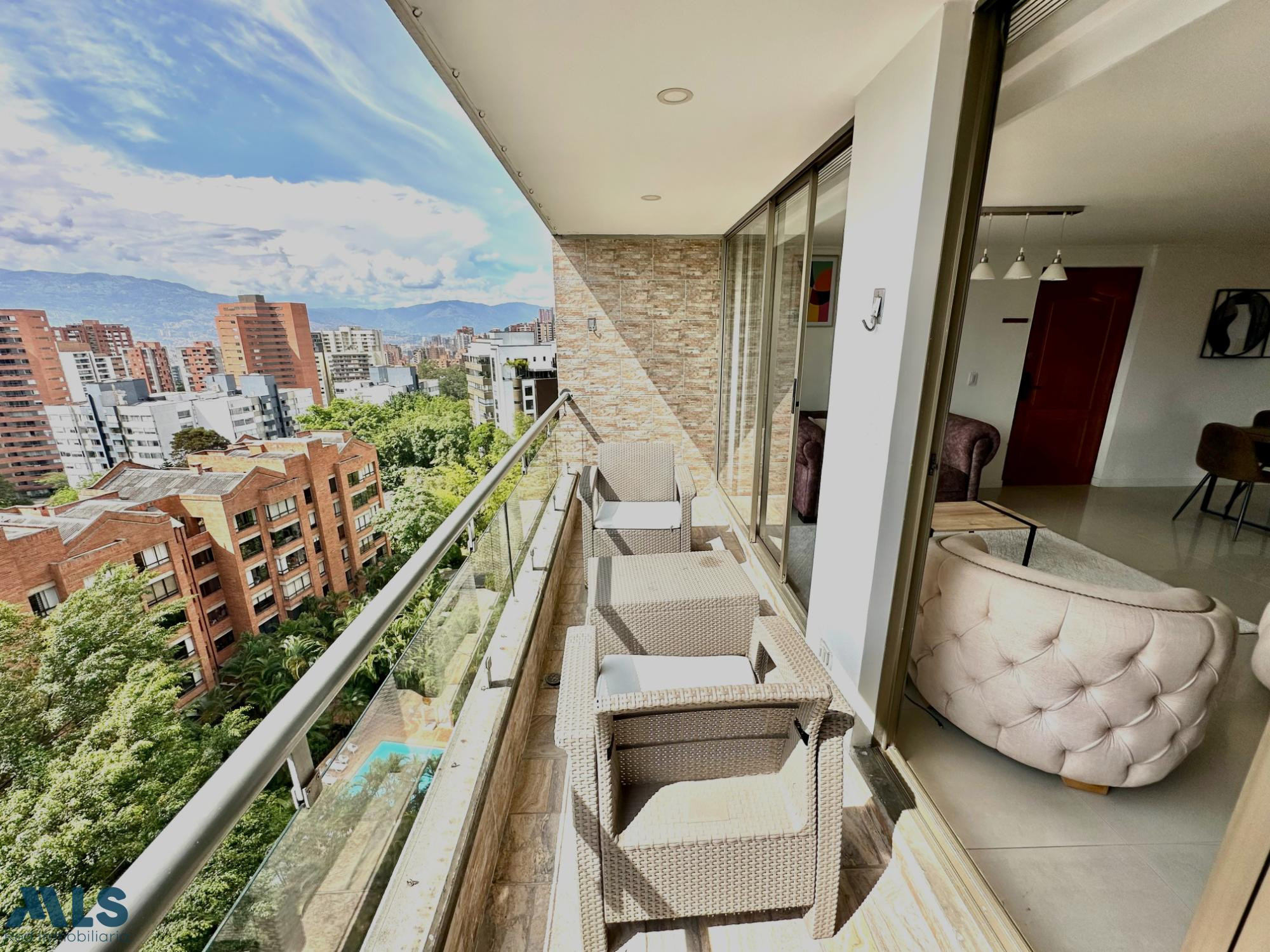 Hermoso apartamiento en Poblado medellin - el castillo