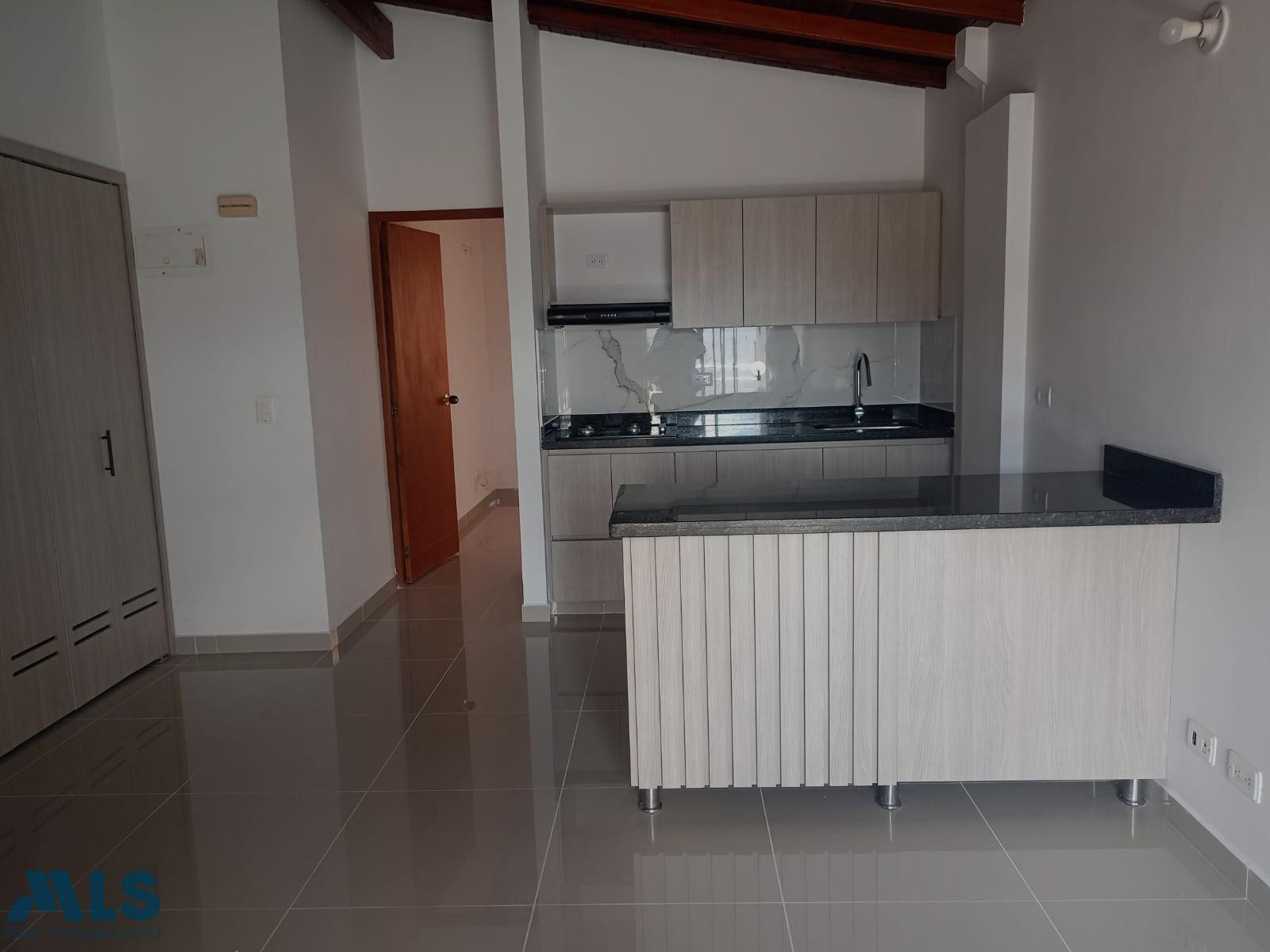 HERMOSO APARTAMENTO EN VENTA - SECTOR LOS COLORES medellin - los colores