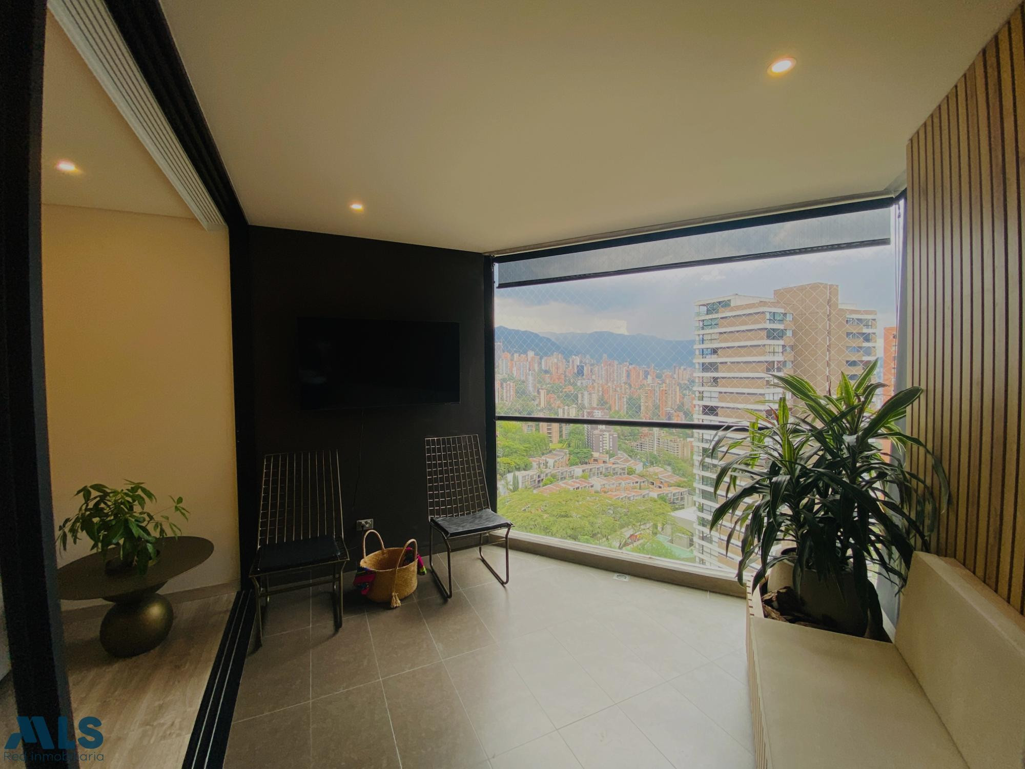 Moderno y Hermoso apartamento para la venta en El Poblado medellin - las palmas