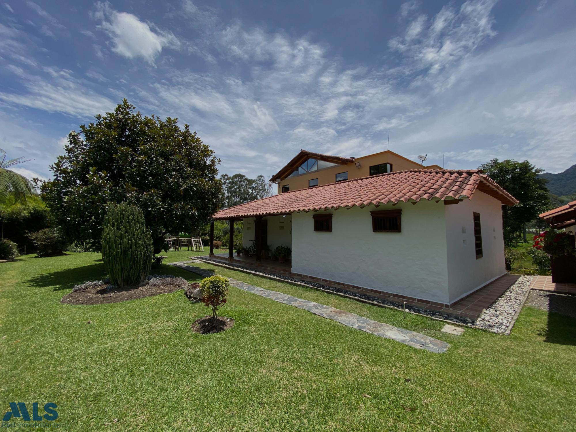 CASA FINCA PARA LA VENTA EN EL SECTOR DEL RETIRO el-retiro - v don diego