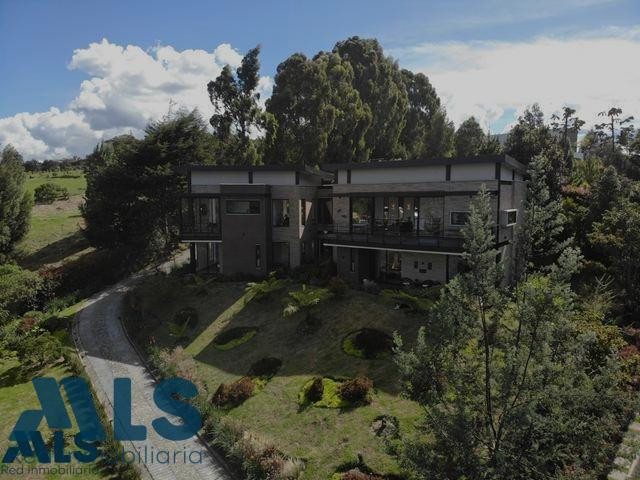 Exclusiva casa en parcelación privada de Alto de las Palmas envigado - alto de las palmas