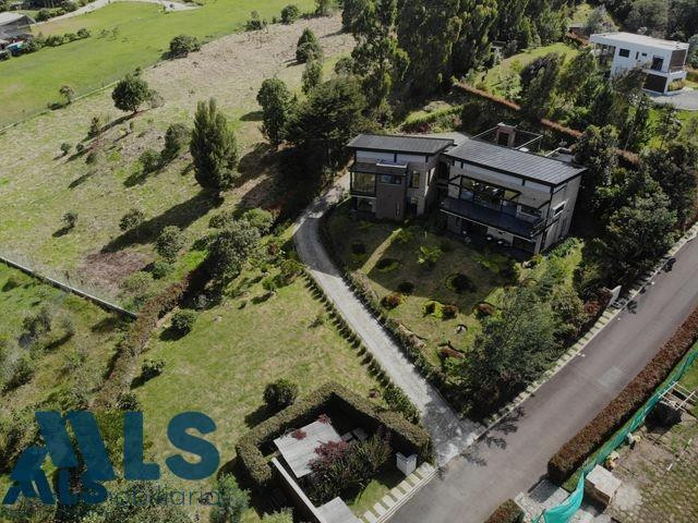 Exclusiva casa en parcelación privada de Alto de las Palmas envigado - alto de las palmas