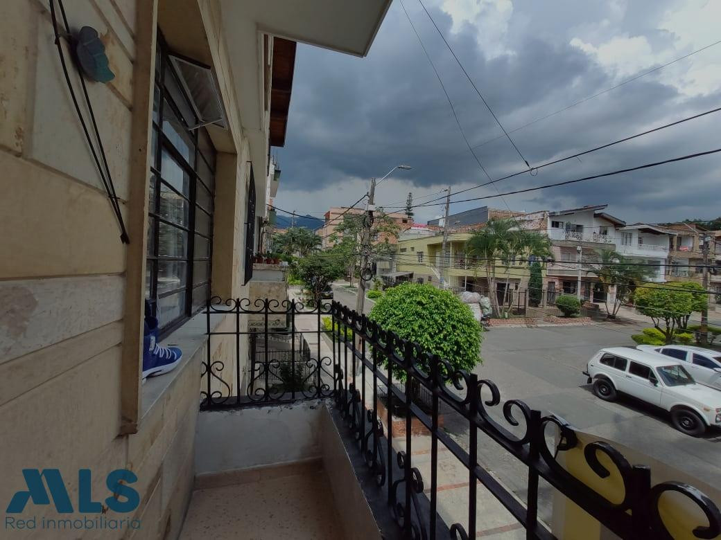 Apartamento en venta Segundo piso Belén Miravalle medellin - miravalle