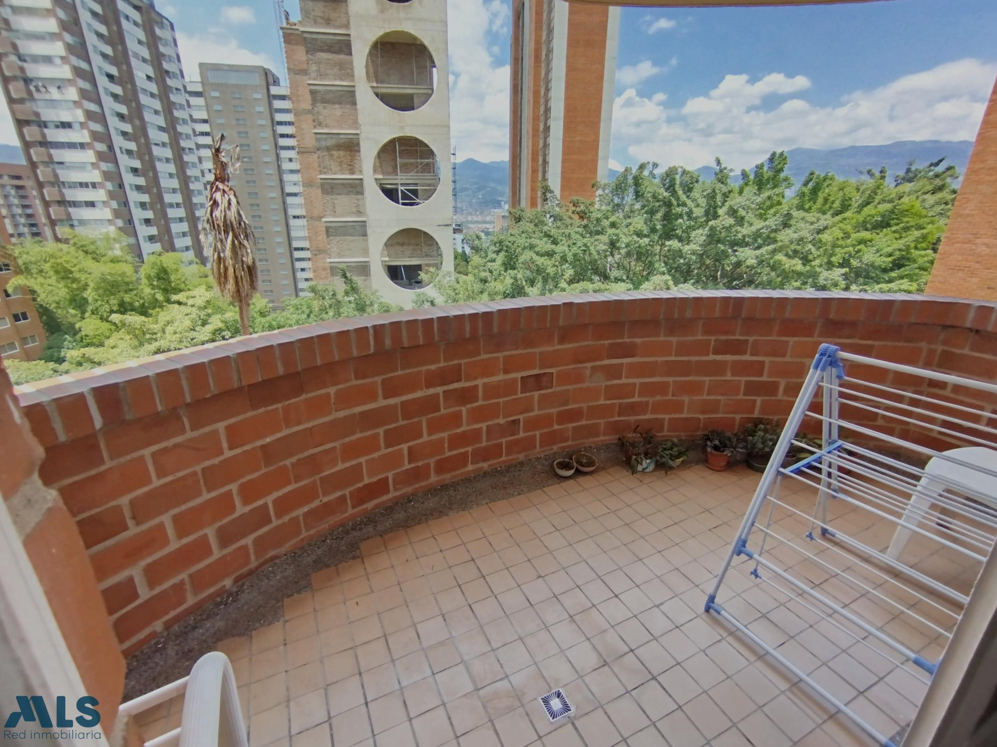 Espectacular apartamento en Castropol medellin - castropol