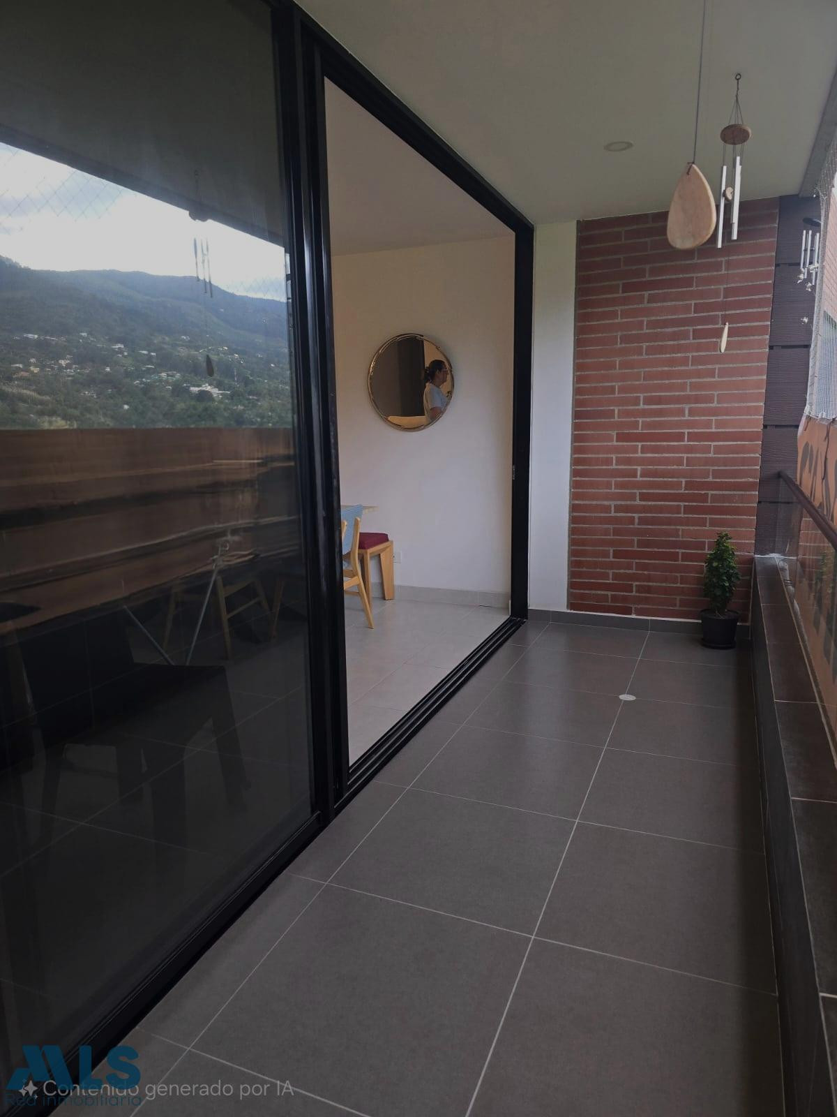 Hermoso apartamento con acabados plus en entorno completamente natural y tranquilo. envigado - loma de las brujas