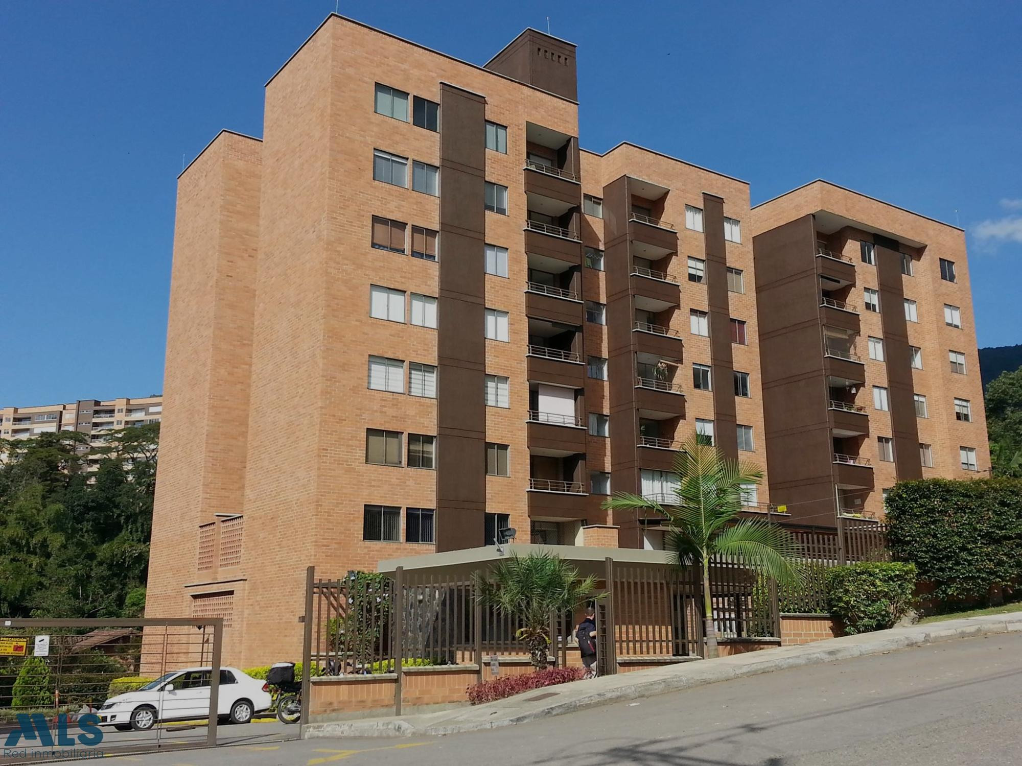 AGRADABLE APARTAMENTTO DOS ALCOBAS EN LA LOMA DE LAS BRUJAS envigado - loma de las brujas