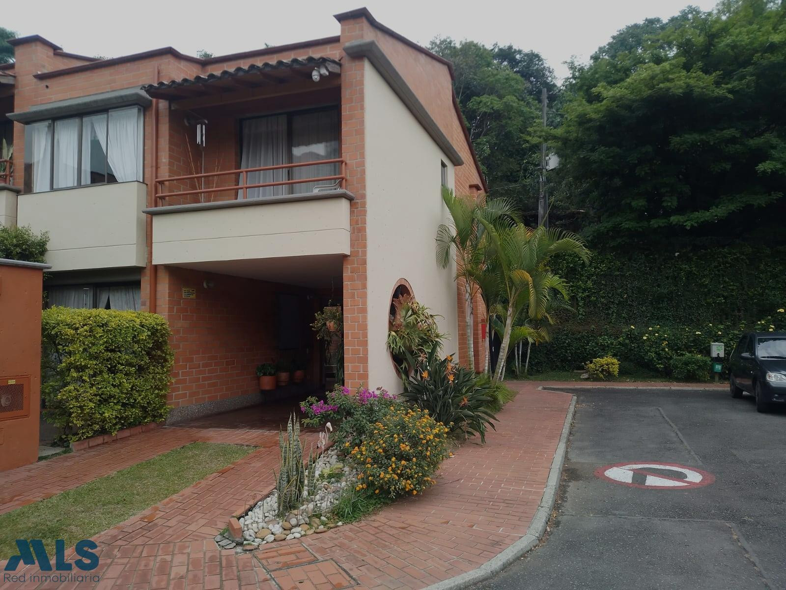 Casa en venta Envigado, Camino Verde, Zona Plana envigado - camino verde