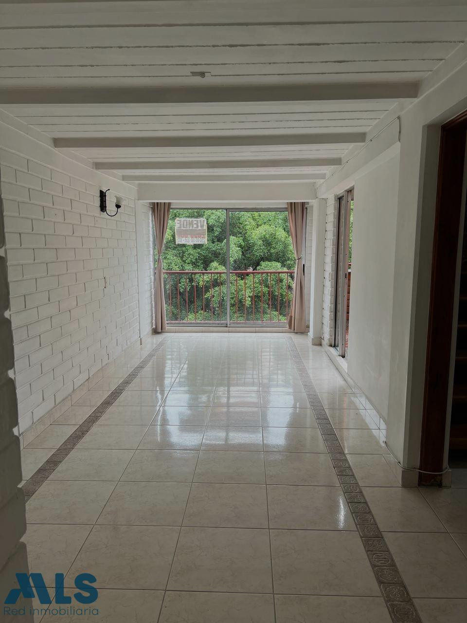 Apartamento dúplex en sector de San Joaquin medellin - san joaquin