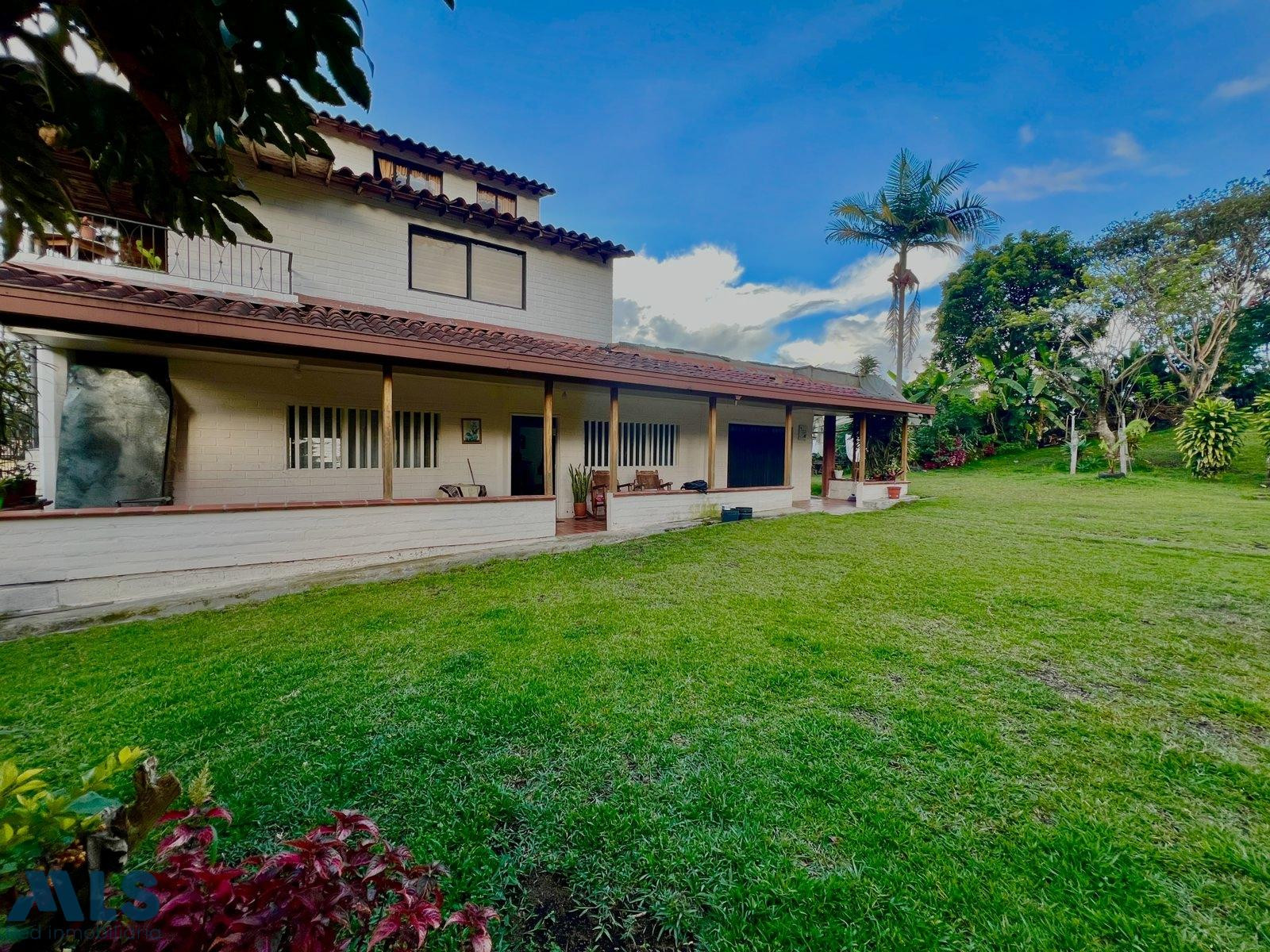 Casa lote ubicado sobre la vía Aeropuerto Rionegro - Guarne rionegro - v la mosquita rionegro