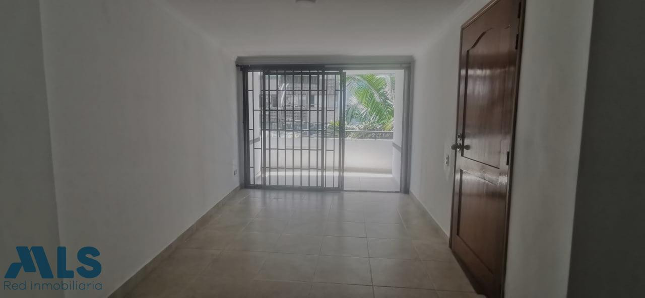 Super bien apartamento con muy buena iluminacion medellin - laureles