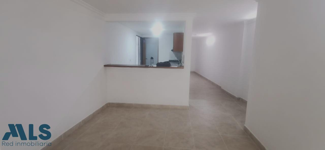 Super bien apartamento con muy buena iluminacion medellin - laureles