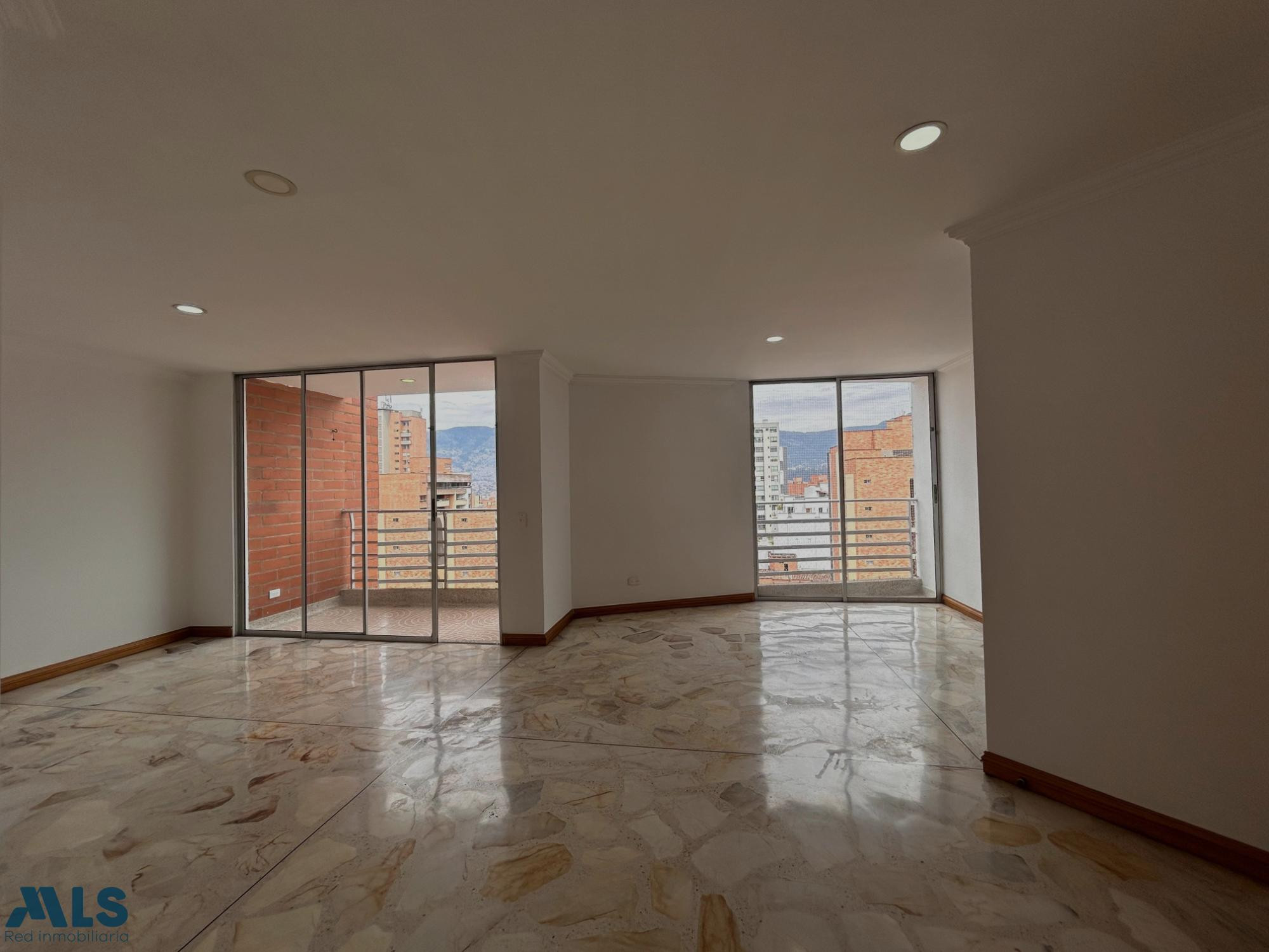 Apartamento en Edificio con portería medellin - laureles