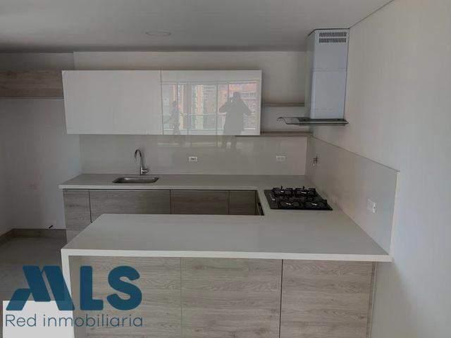 Apartamento piso alto con vista Envigado envigado - loma de los mesa