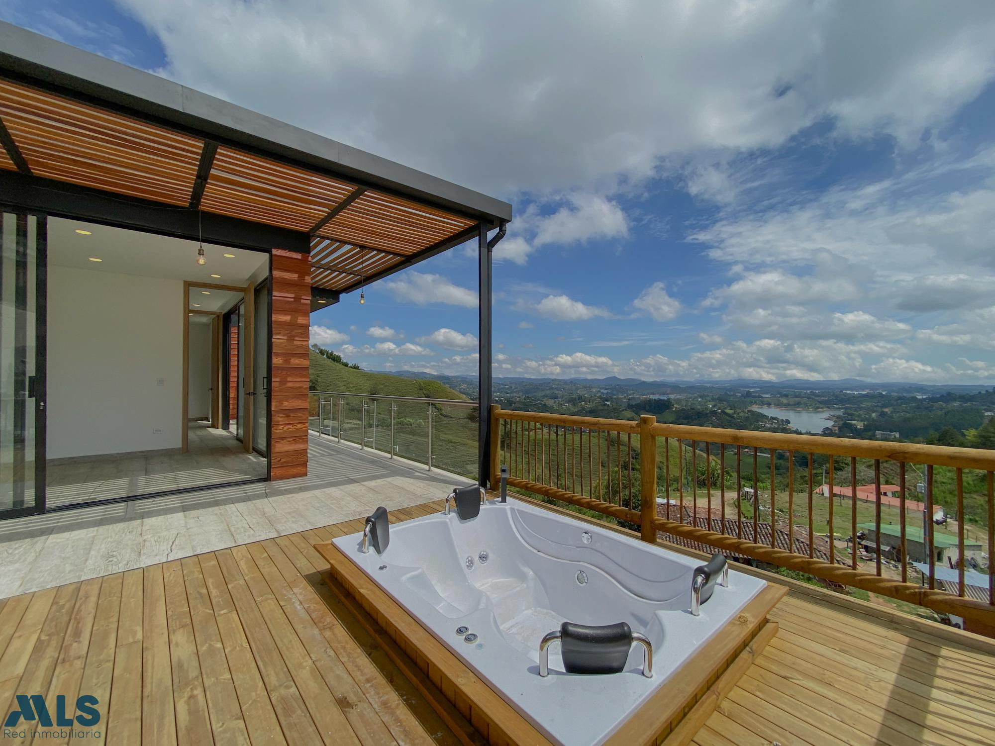 Apartamento tipo Lodge para la venta en el Peñol el-penol - corredor el penol guatape