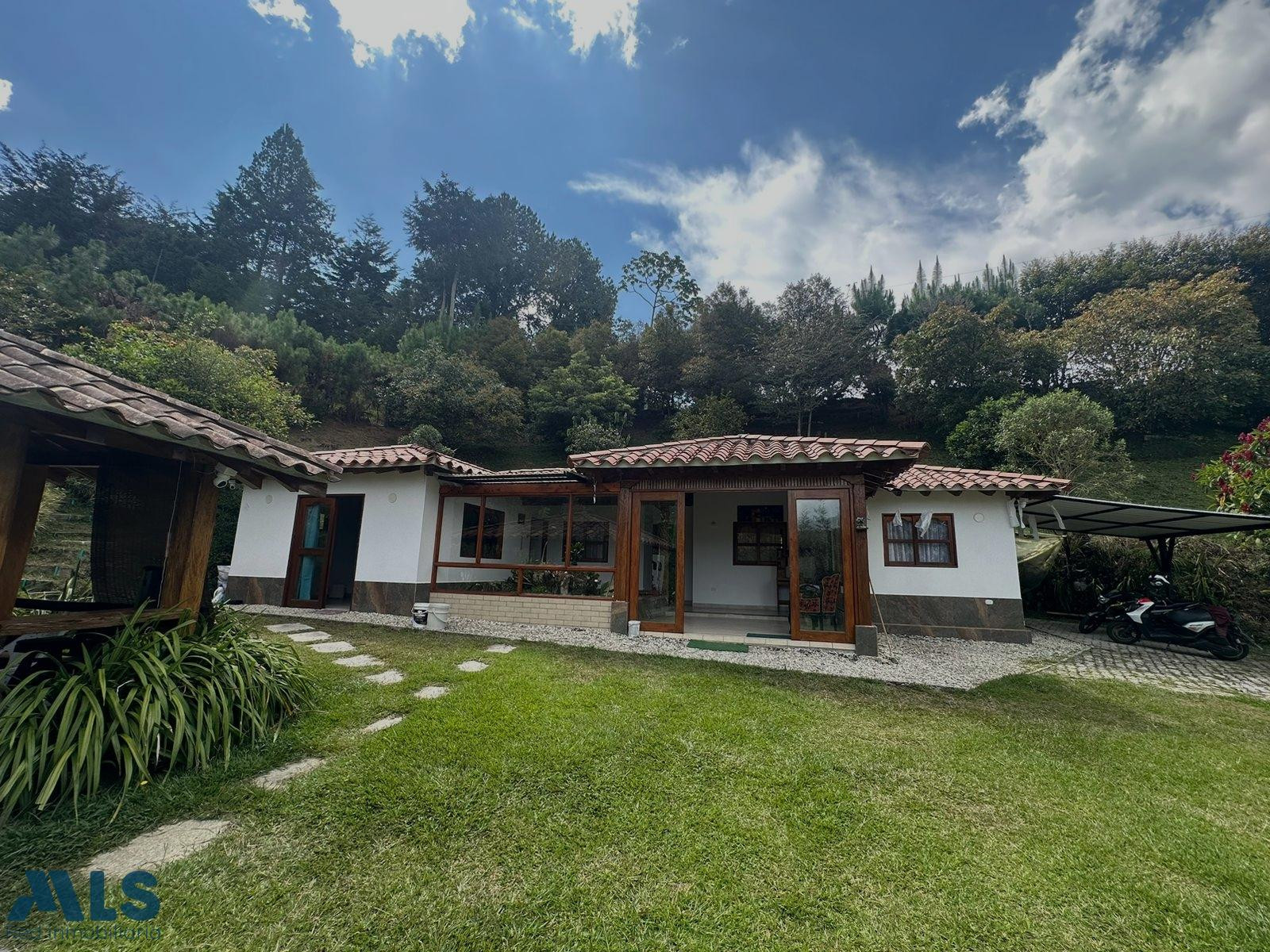 Casa Finca En Venta, El Retiro, V. Amapola el-retiro - pantanillo