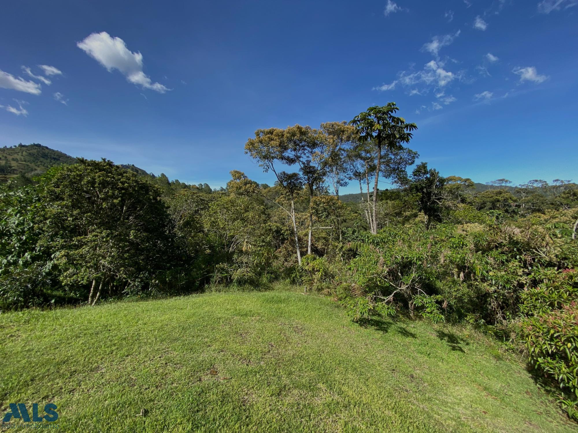 Lote independiente para la Venta el-retiro - v la fe