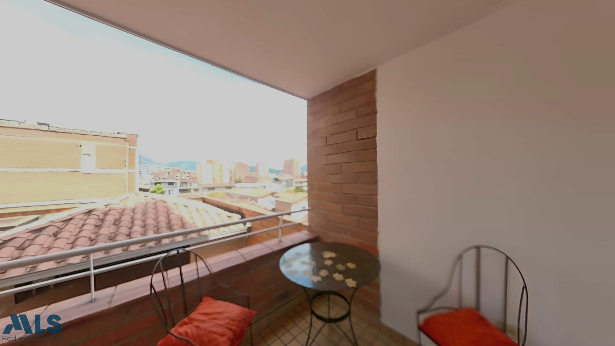 vendo apartamento listo para ocupar en laureles medellin - laureles