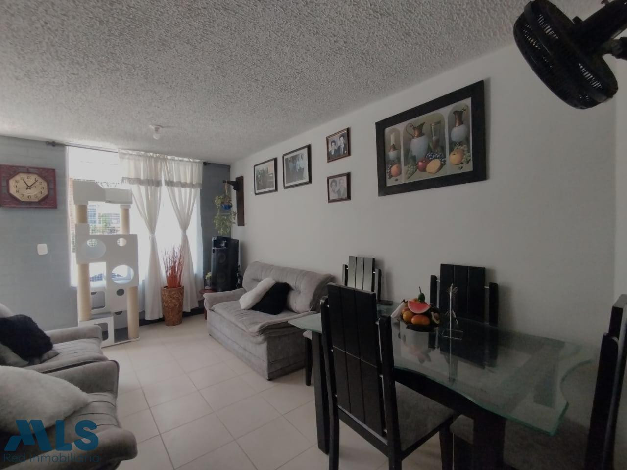 CASA EN VENTA CONJUNTO ENTRE VERDE pereira - cuba