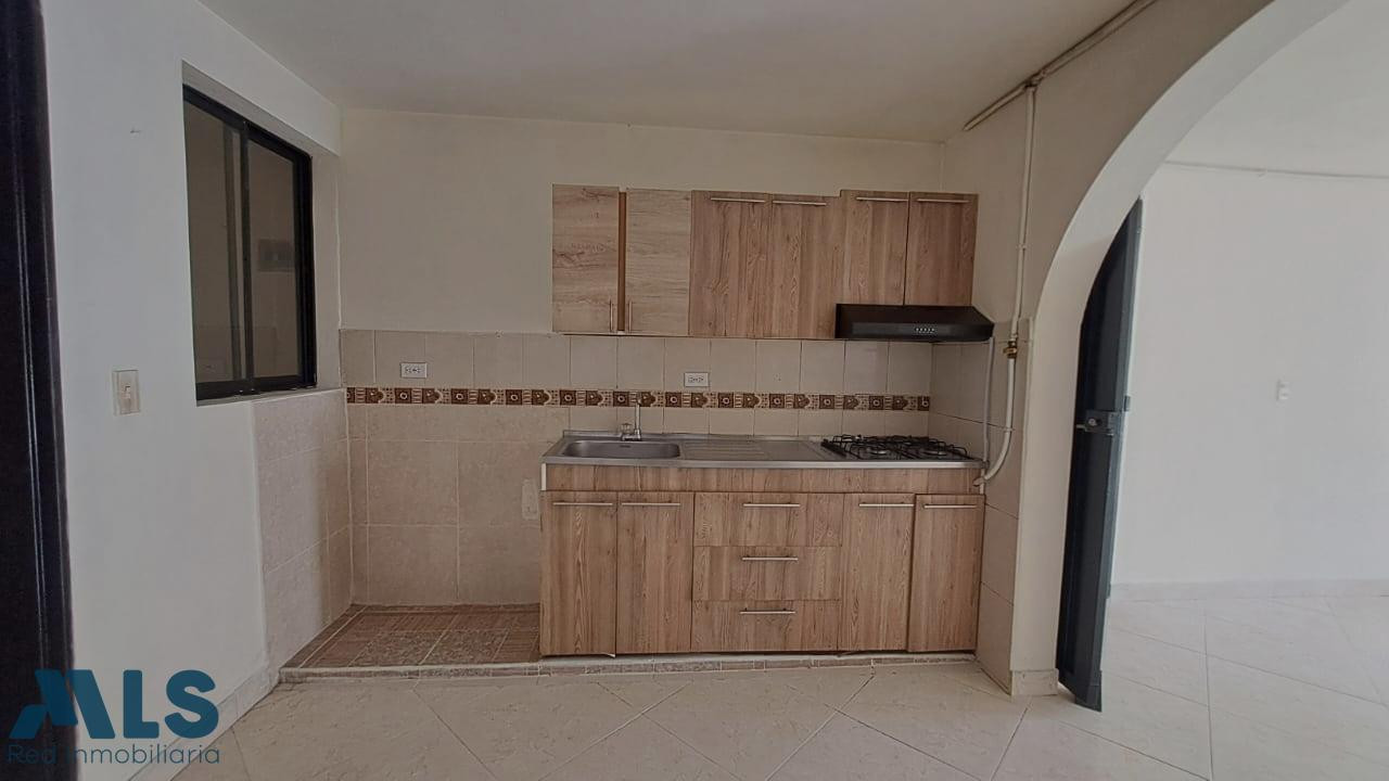 Apartamento con excelentes acabados itagui - el tablazo