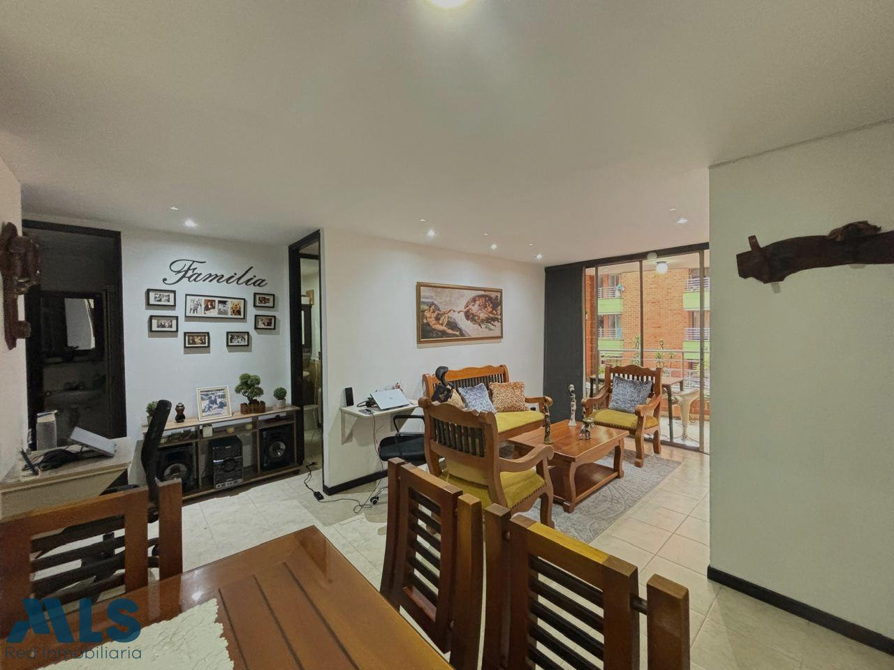 VENDO APARTAMENTO BARRIO CONQUISTADORES, CERCA AL PUEBLITO PAISA medellin - conquistadores