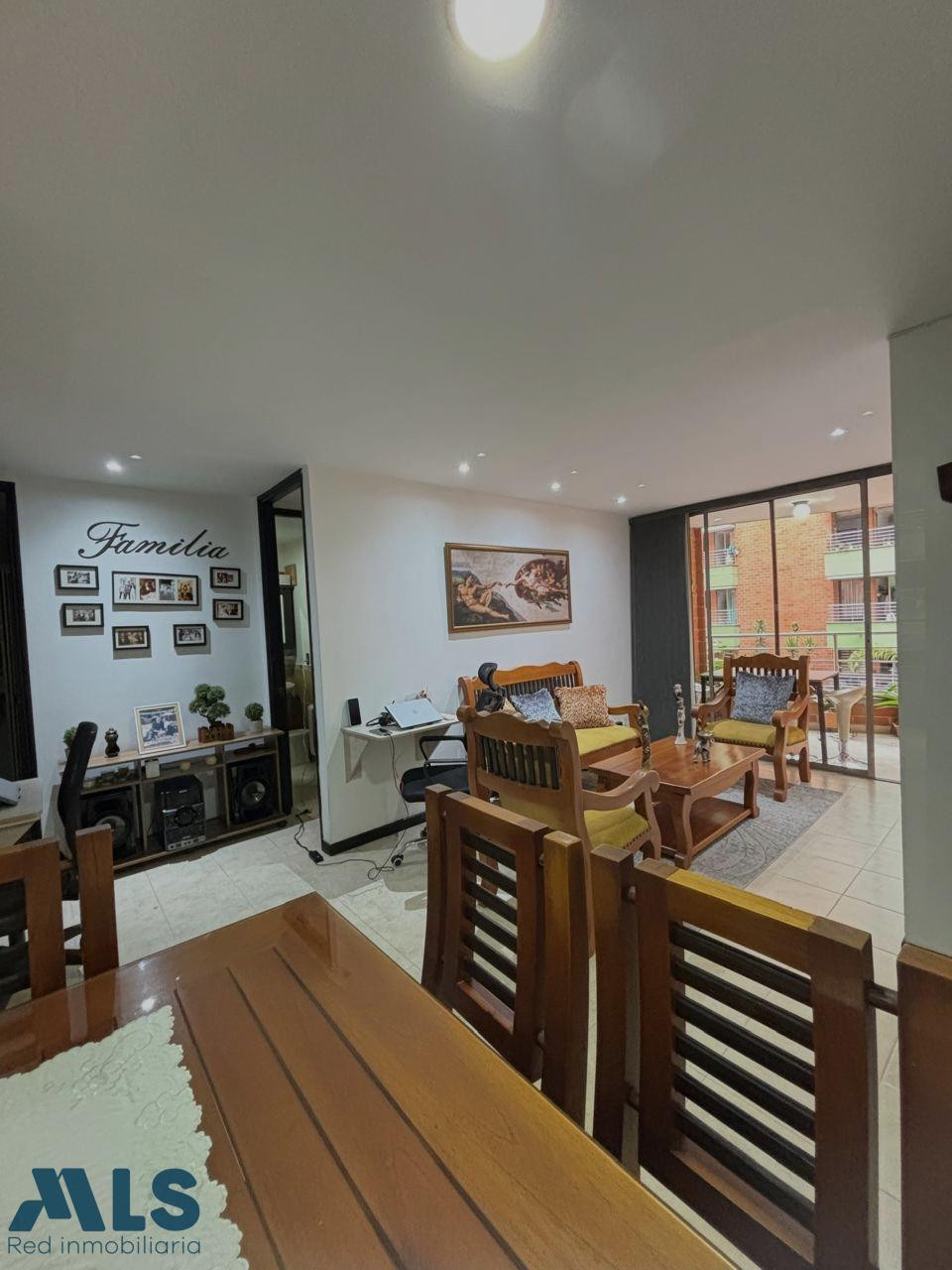 VENDO APARTAMENTO BARRIO CONQUISTADORES, CERCA AL PUEBLITO PAISA medellin - conquistadores