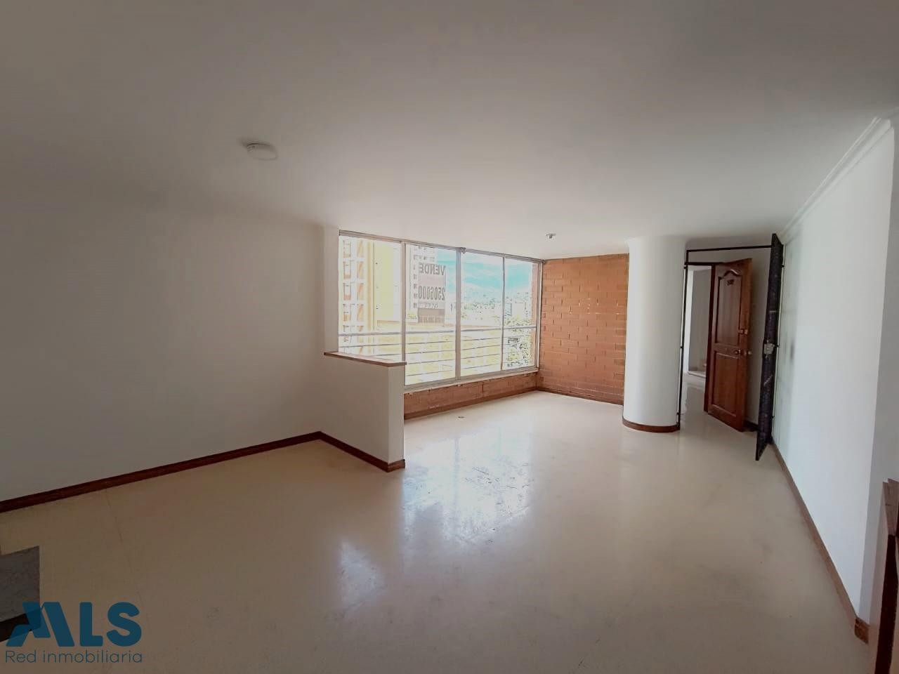 quinto piso con ascensor laureles medellin - laureles