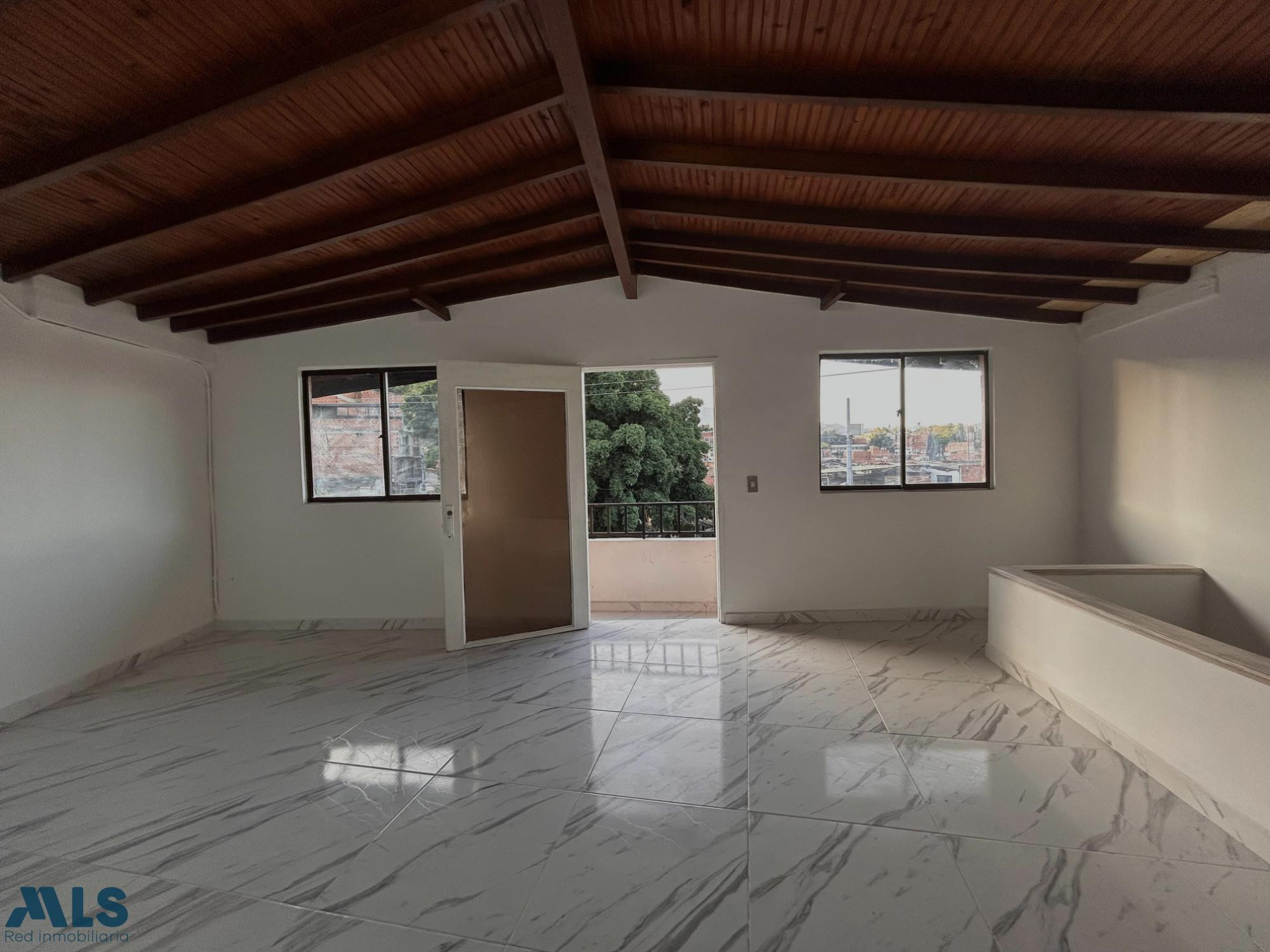 Apartamento con amplios espacios en piso 3 medellin - el salvador