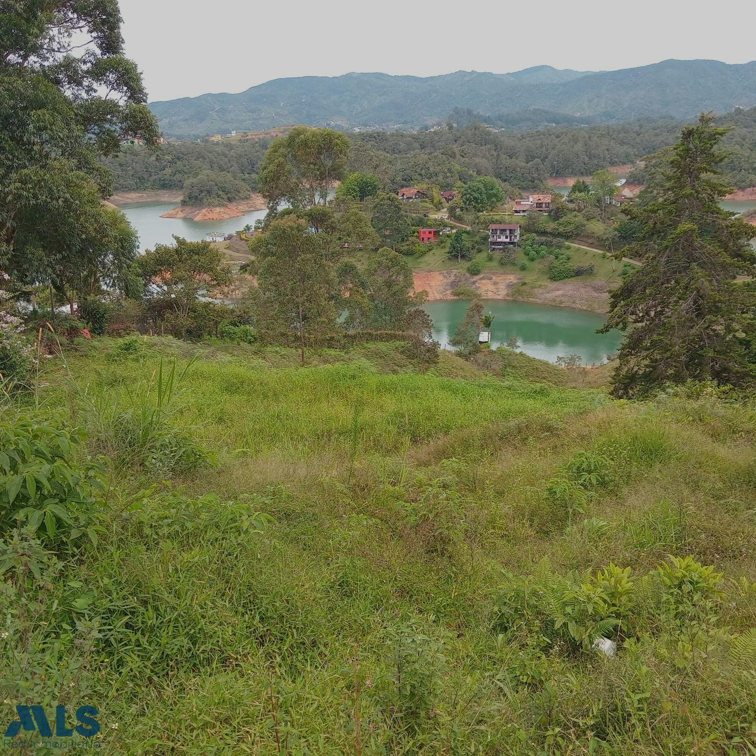 VENTA DE LOTE GUATAPE el-penol - v la piedra