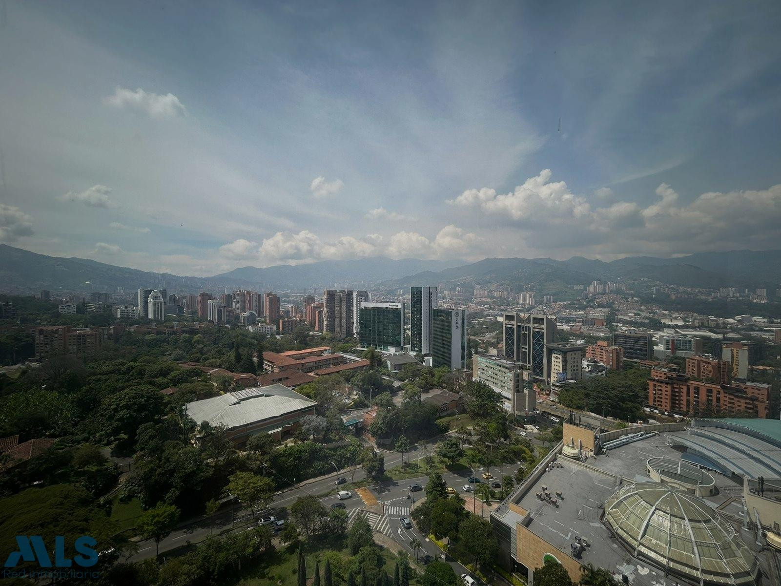 Penthouse en Milla de Oro – Ubicación Inmejorable medellin - oviedo