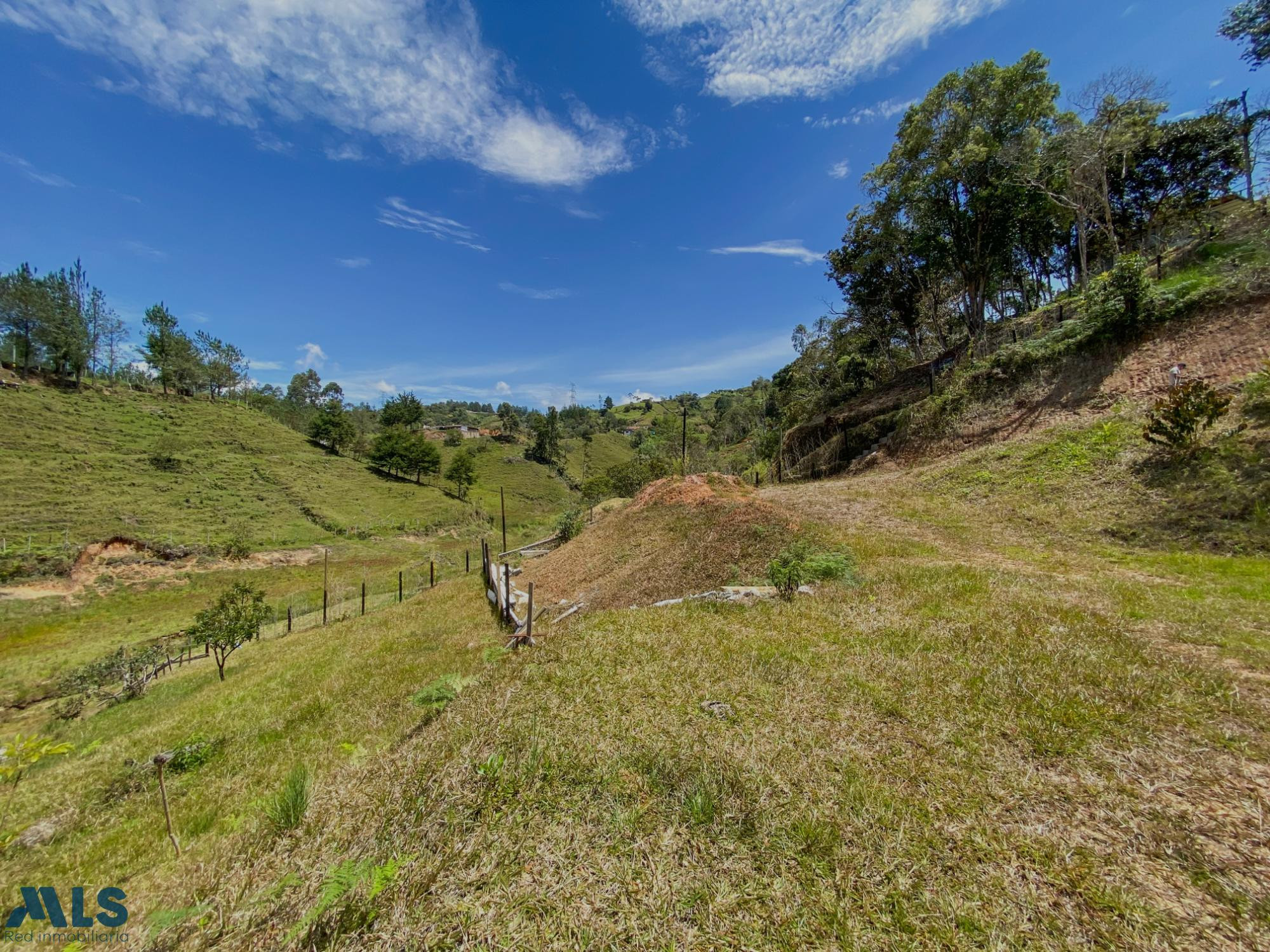 Lote independiente en Guatape para la venta guatape - la piedra