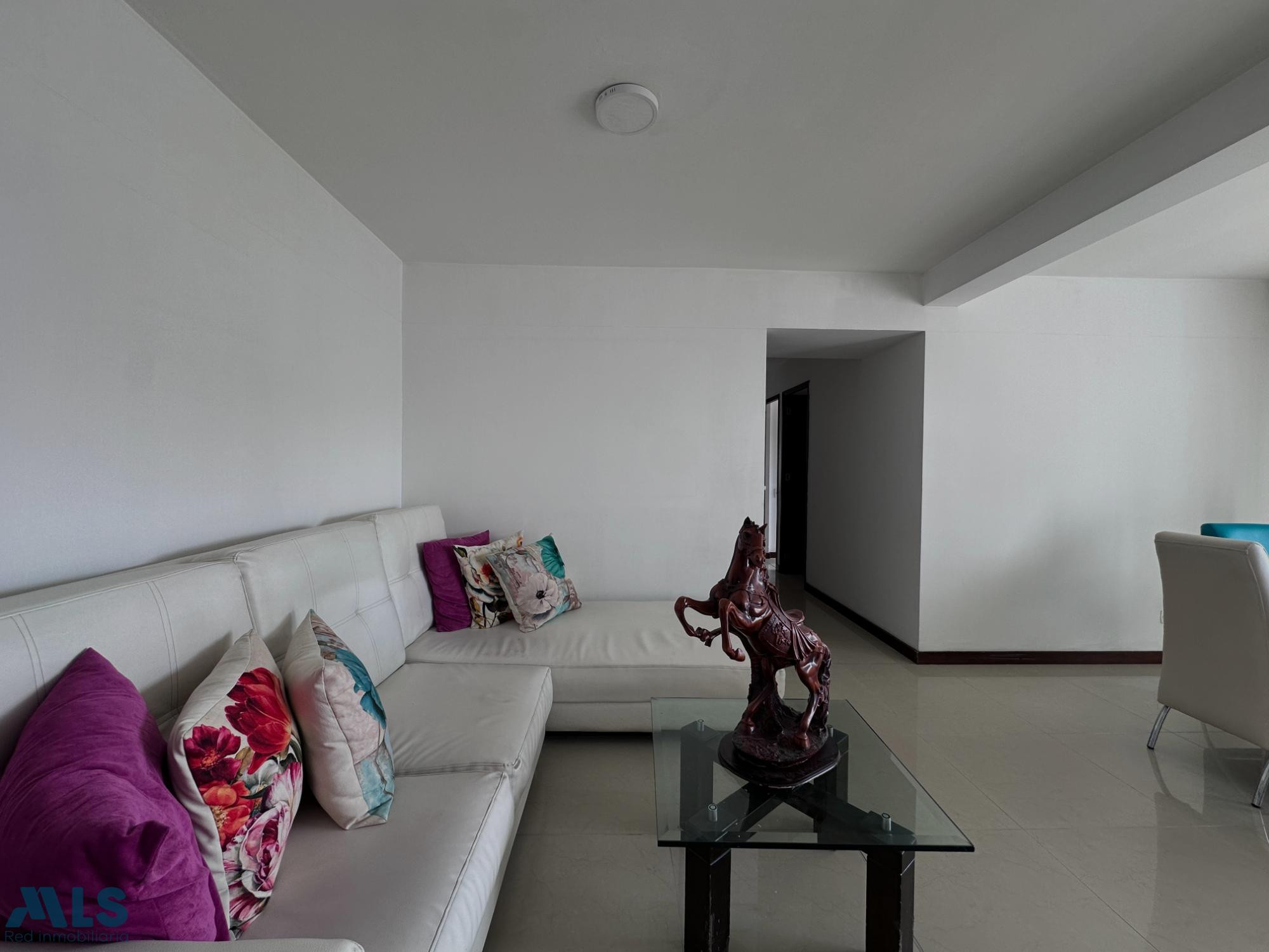 Apartamento con imponente vista desde el Occidente medellin - calasanz parte alta