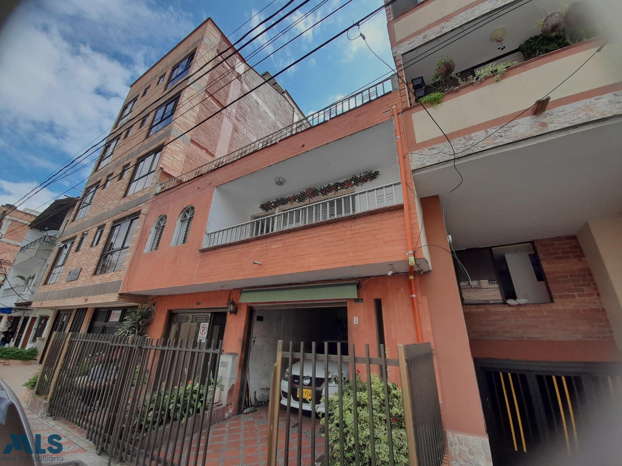 Casa segundo piso con garaje medellin - campo amor