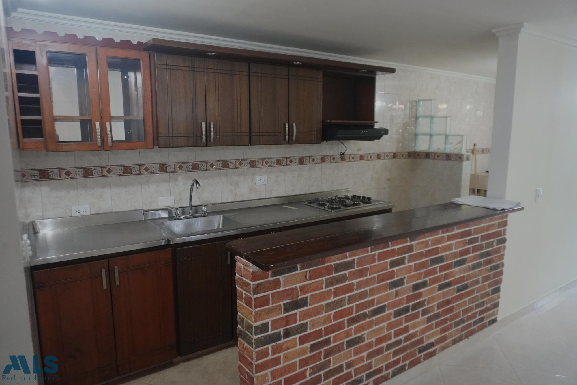 VENDO CASA CON JARDIN EN ROBLEDO - ALTAMIRA medellin - altamira