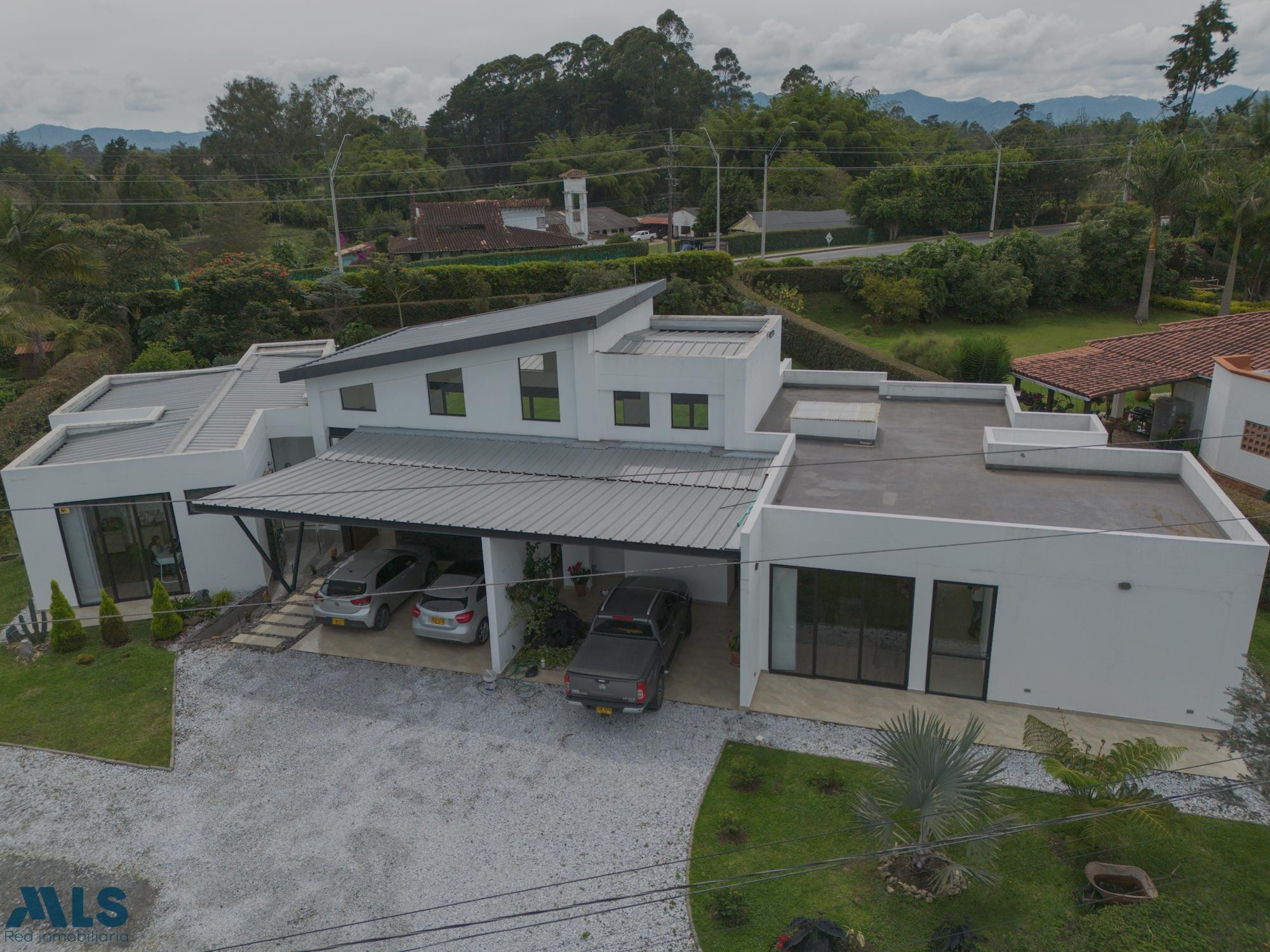 Casa para la venta en Llanogrande rionegro - v chipre