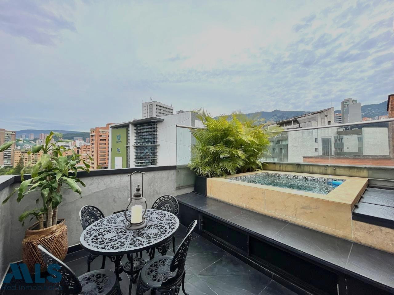 Hermoso Penthouse con Jacuzzi en el Poblado! medellin - milla de oro