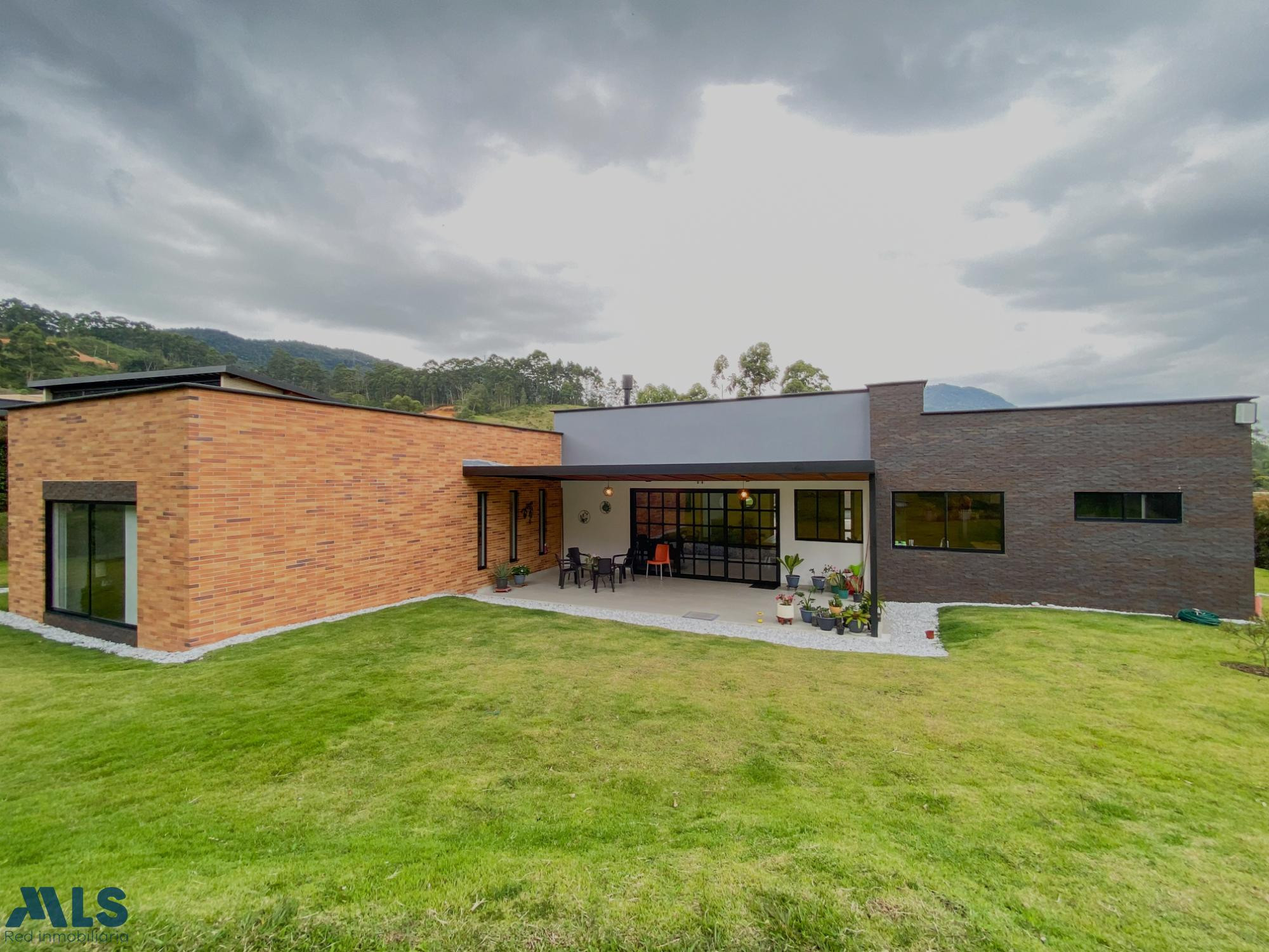 Casa moderna para la venta e la Ceja la-ceja - v el yarumo