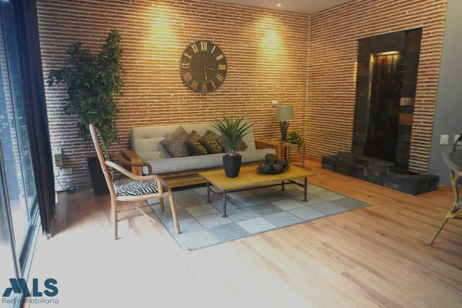 VENDO APARTAESTUDIO EN POBLADO - LOMA DEL ENCIERRO medellin - loma del encierro