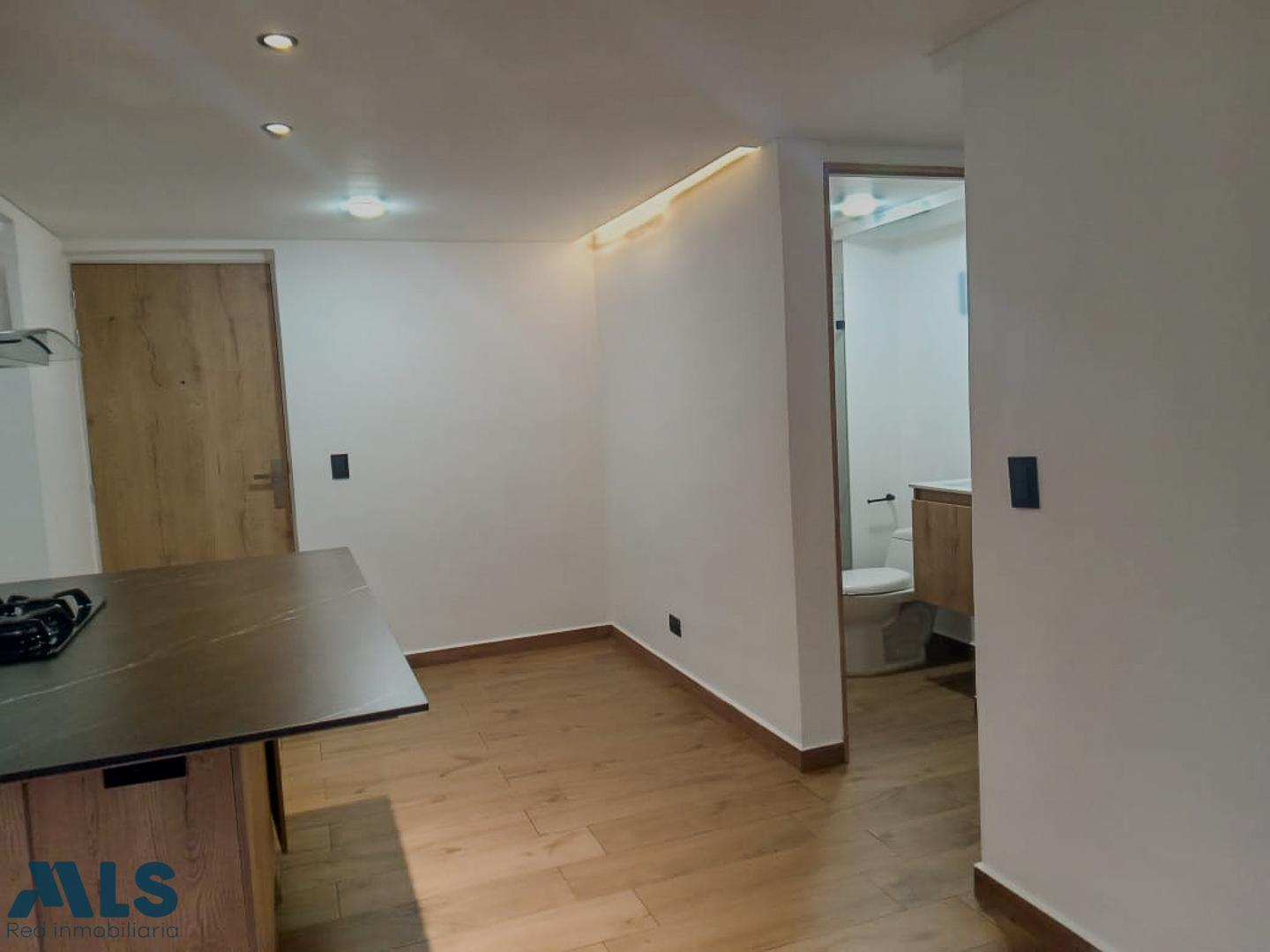 Apartamento en unidad cerrada en sabaneta sabaneta - loma de san jose