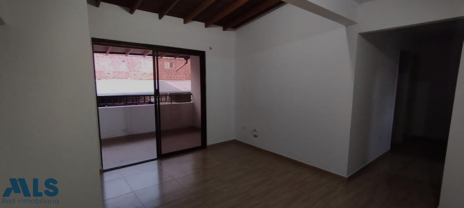 Se vende apartamento con terraza en bello bello - el paraiso