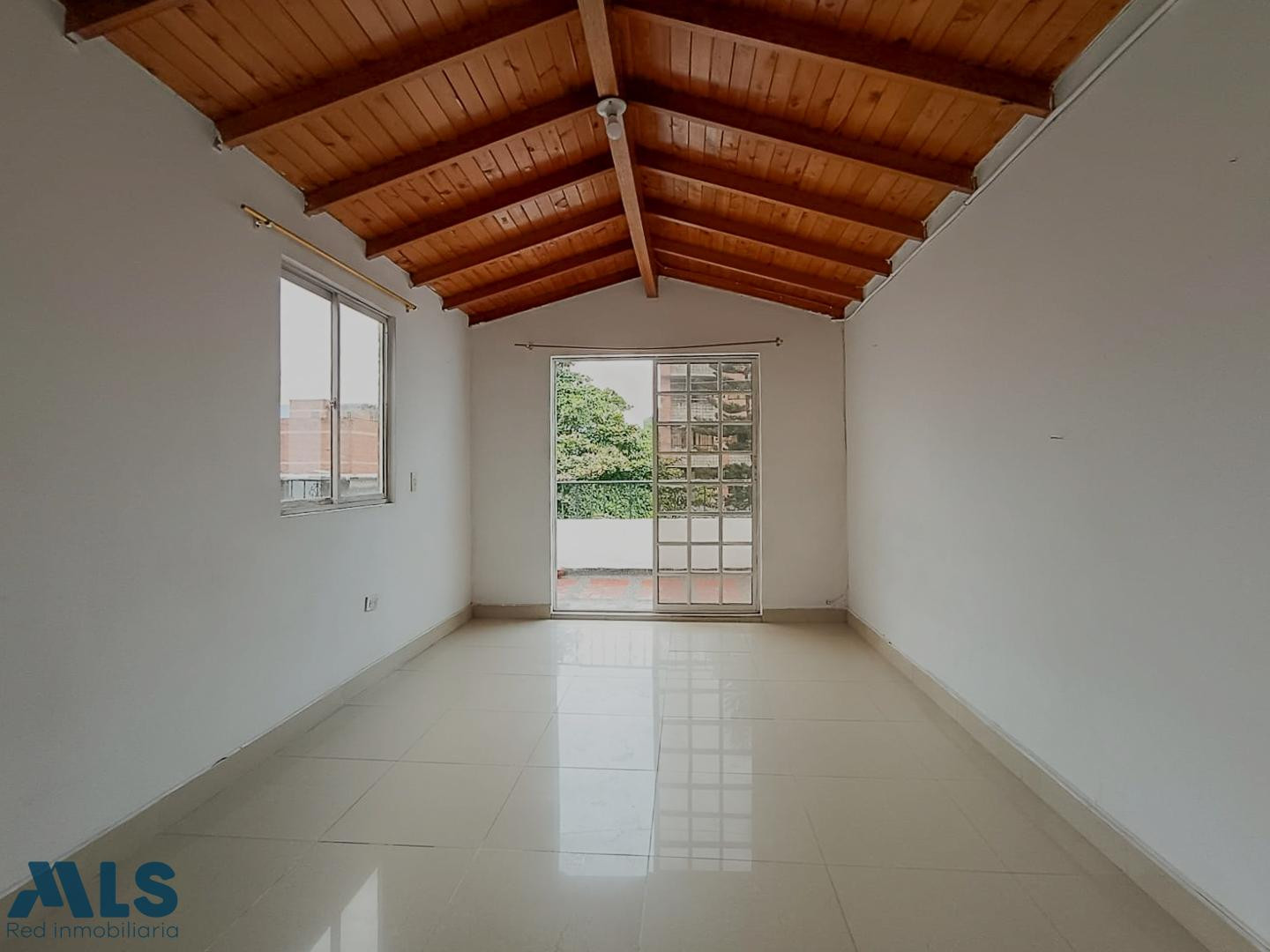 Apartamento en el sector de almeria medellin - almeria