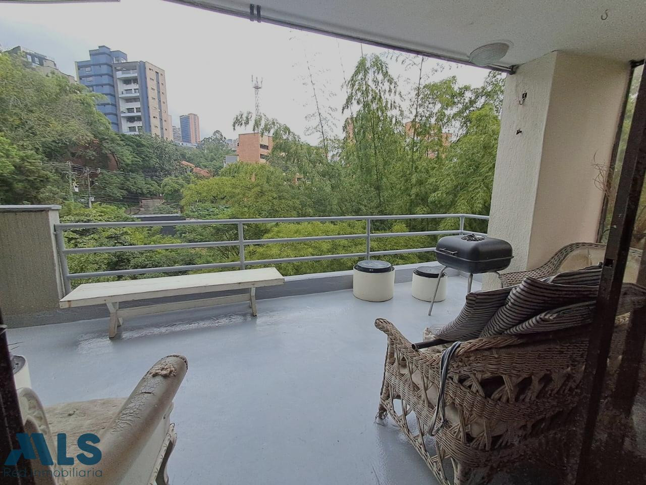 Apartamento en el tesoro medellin - el tesoro