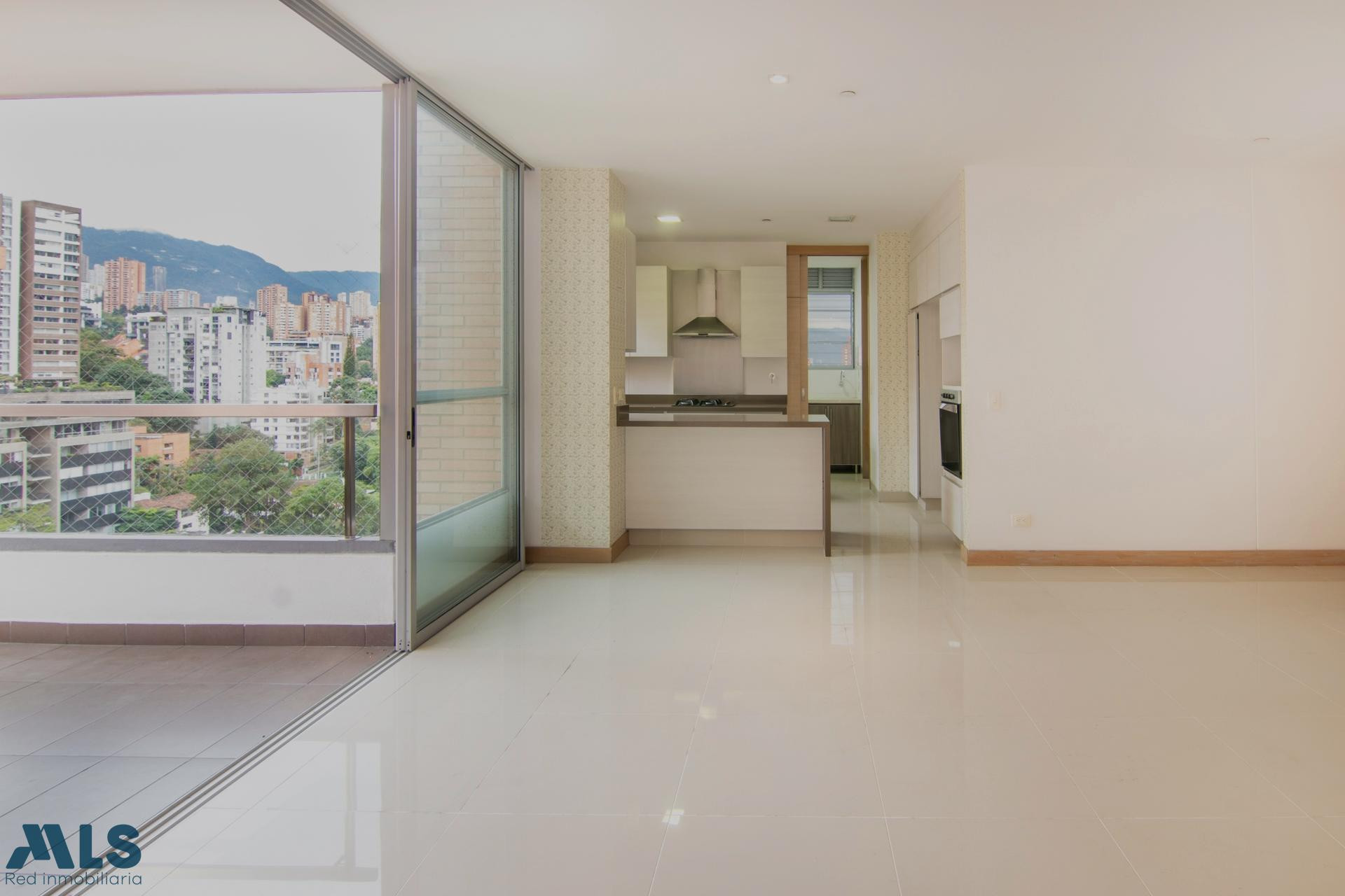 Apartamento con una excelente ubicación medellin - loma de los parra