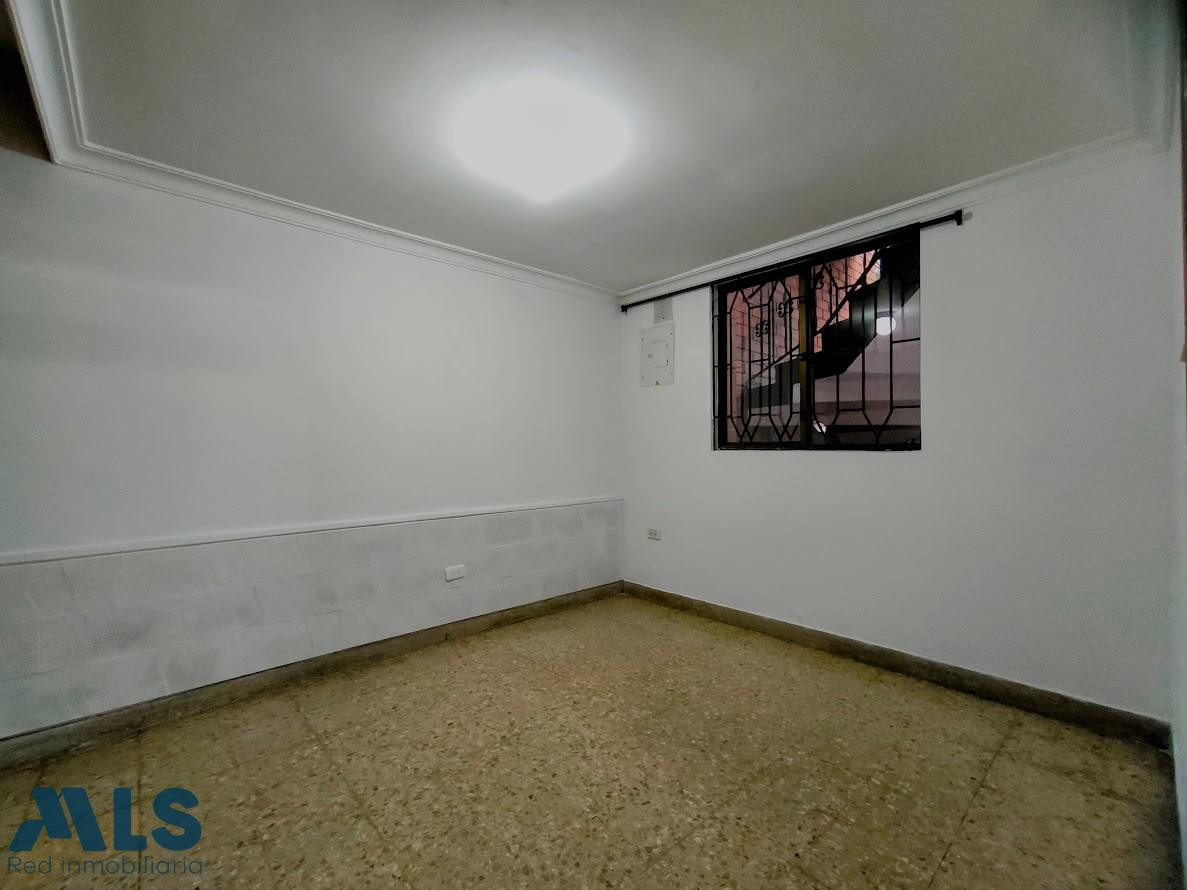 CASA EN PRIMER PISO EN BELEN ALTAVISTA CERCA A LA 80 medellin - altavista