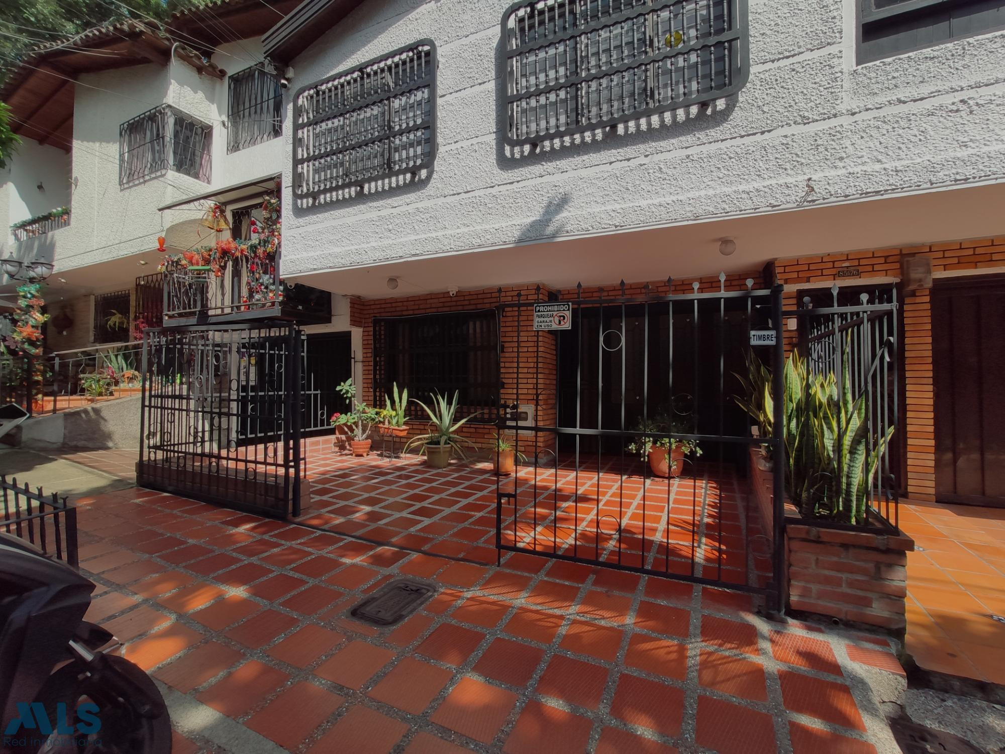 Casa en venta primer piso en Santa Teresita medellin - santa teresita