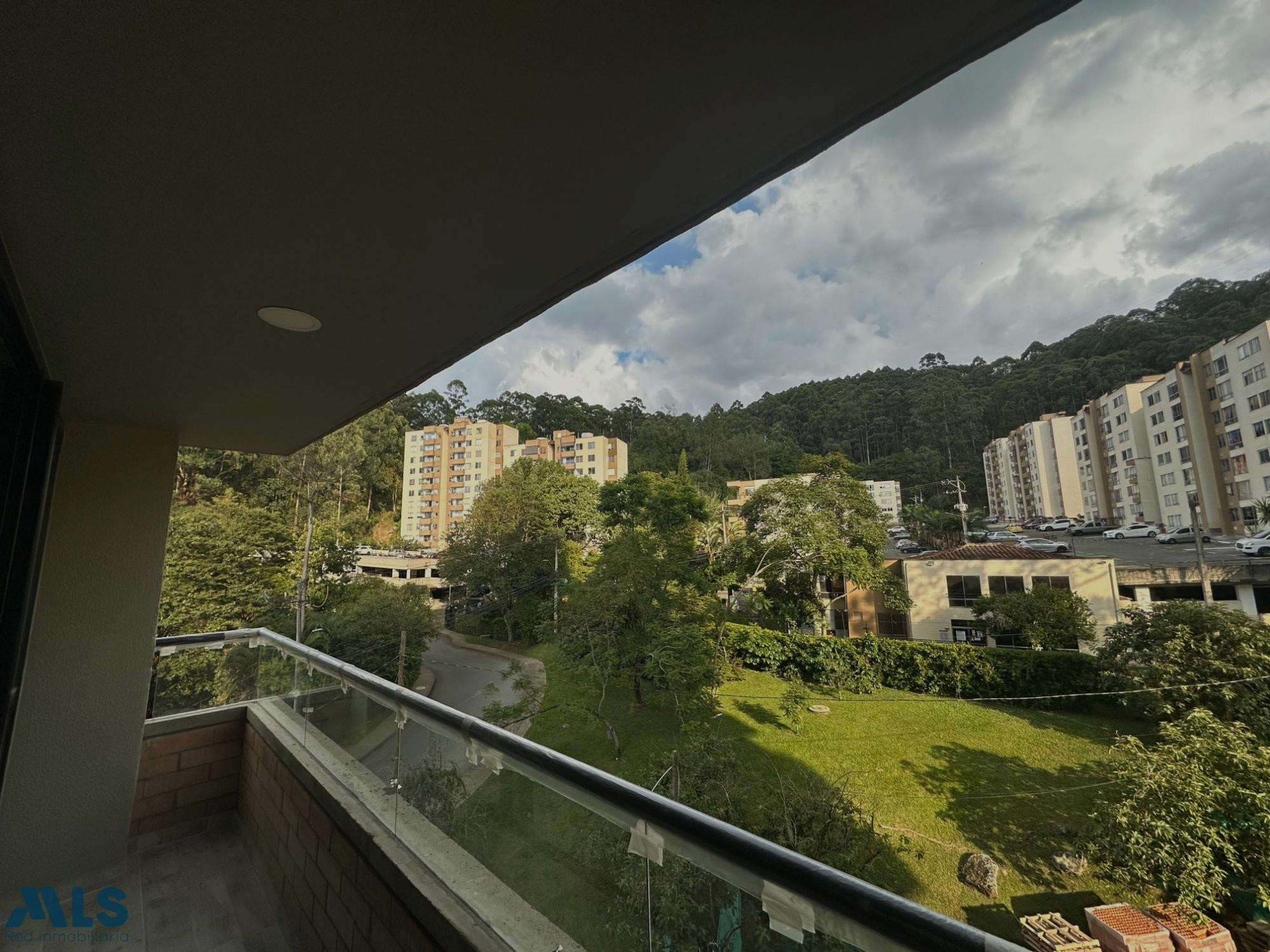 APARTAMENTO PARA ESTRENAR EN LOMA DEL INDIO medellin - loma del indio