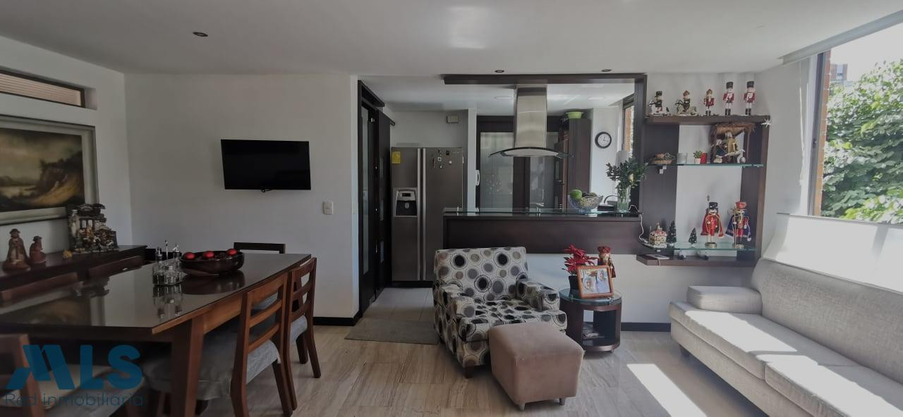 Super apartamento con muy buenos acabados medellin - santa maria de los angeles