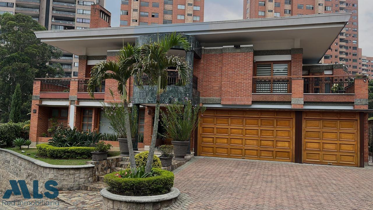 Espectacular casa en el poblado medellin - la calera