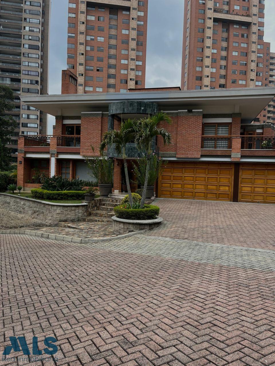 Espectacular casa en el poblado medellin - la calera