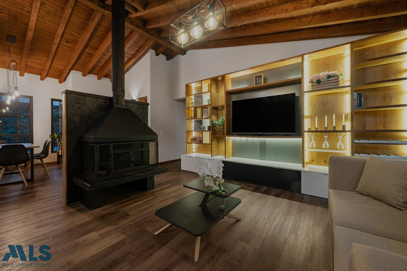 Casa campestre, para disfrutar de la tranquilidad santa-elena - urbano